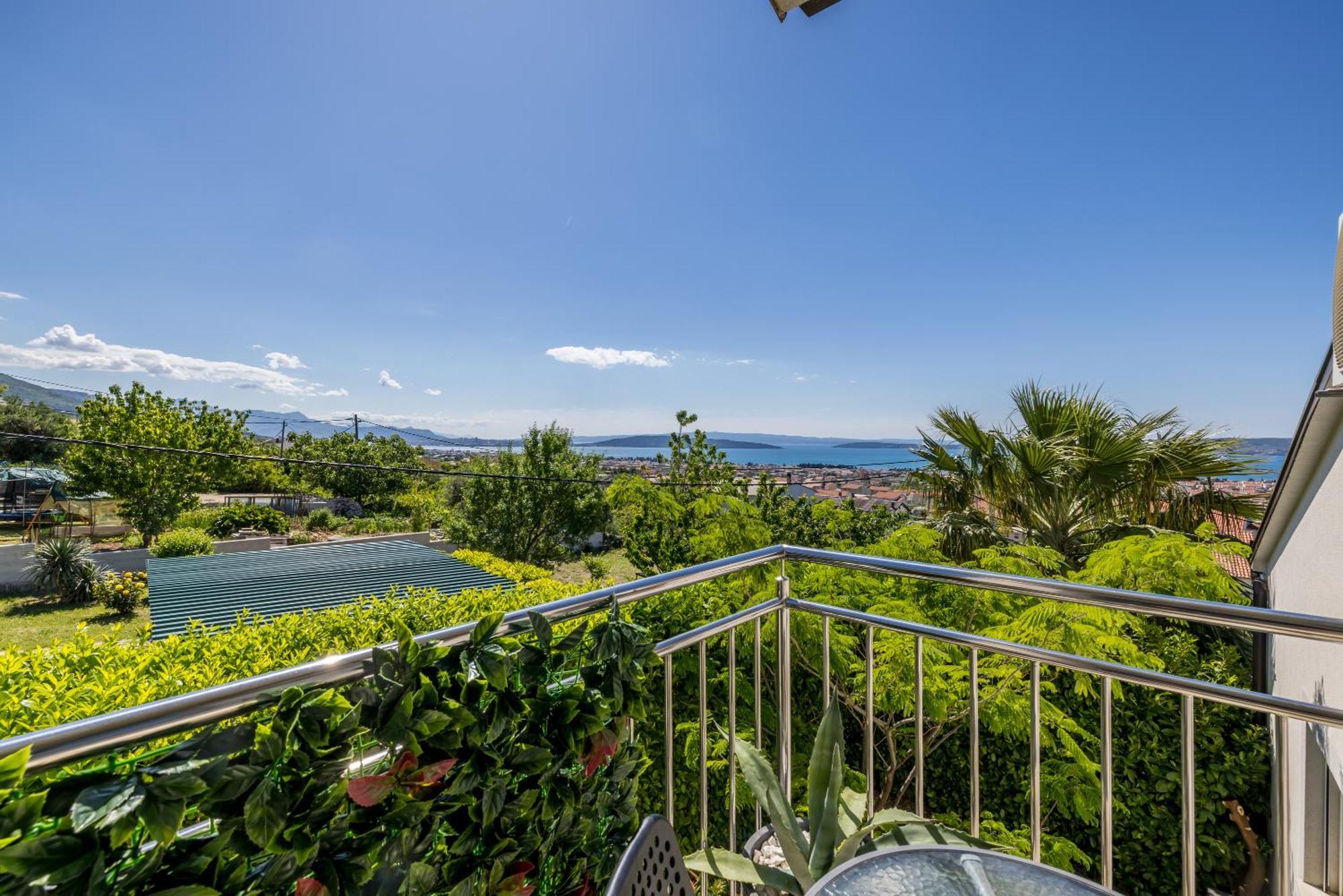 Kaštel Stari Sun Castle Holiday House Babic מראה חיצוני תמונה